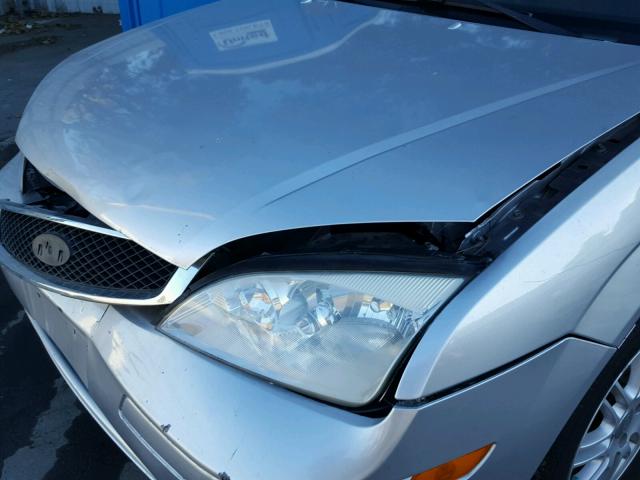 1FAFP34N27W322598 - 2007 FORD FOCUS ZX4 SILVER photo 9