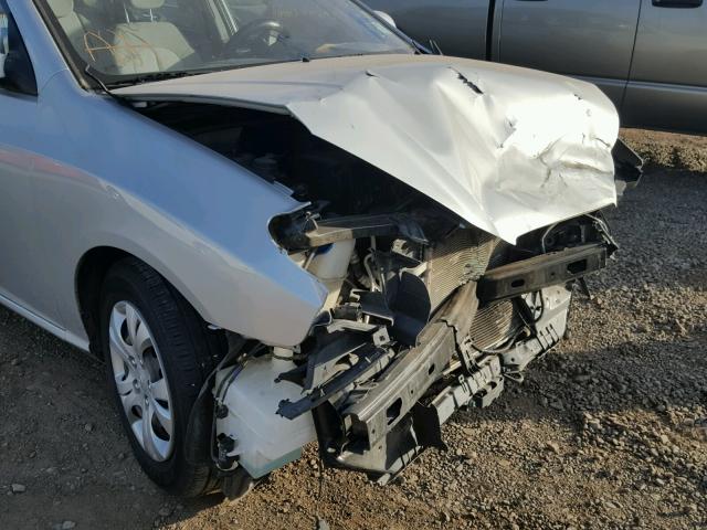 KMHDU46D39U741249 - 2009 HYUNDAI ELANTRA GL SILVER photo 9