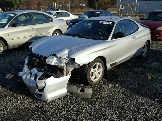 KMHJG25F81U267207 - 2001 HYUNDAI TIBURON SILVER photo 2