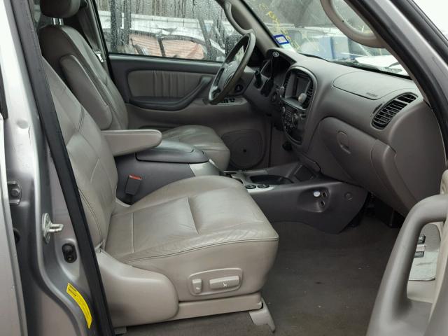 5TDZT38A03S172169 - 2003 TOYOTA SEQUOIA SILVER photo 5