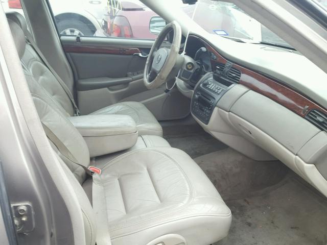 1G6KD54Y72U265443 - 2002 CADILLAC DEVILLE TAN photo 5