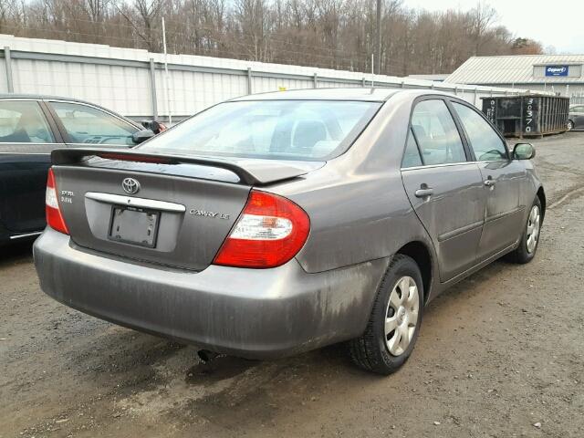 4T1BE32K62U581361 - 2002 TOYOTA CAMRY LE GRAY photo 4