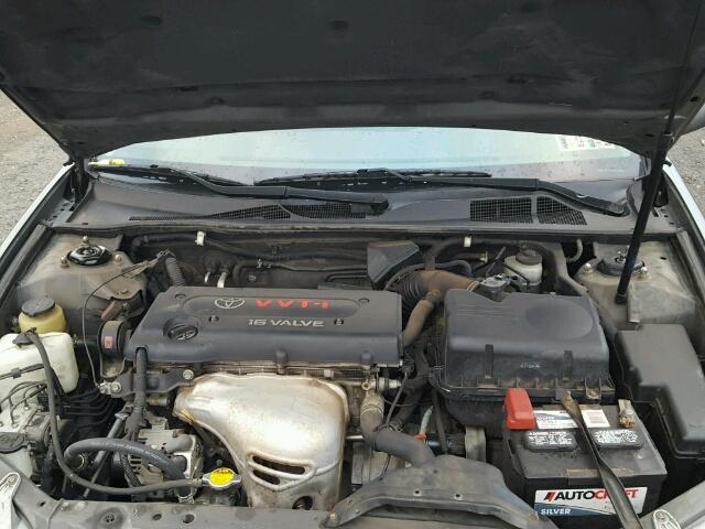 4T1BE32K62U581361 - 2002 TOYOTA CAMRY LE ნაცრისფერი ფოტო 7