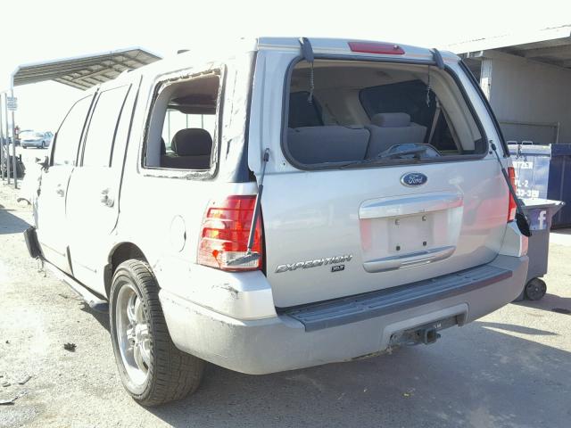 1FMRU15W93LC61429 - 2003 FORD EXPEDITION SILVER photo 3