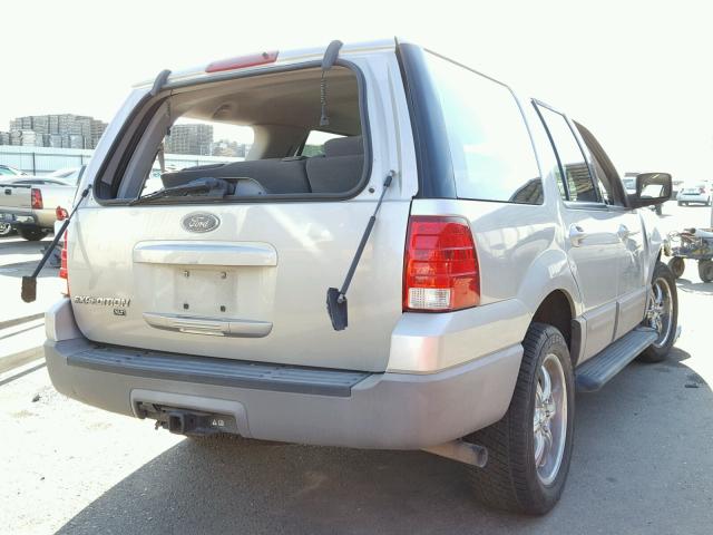 1FMRU15W93LC61429 - 2003 FORD EXPEDITION SILVER photo 4