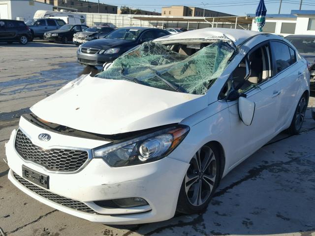 KNAFX4A86E5101892 - 2014 KIA FORTE EX WHITE photo 2