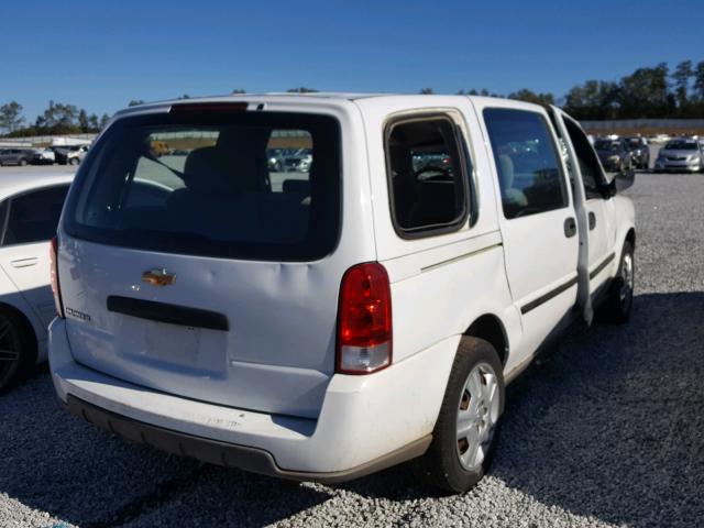 1GBDV13LX6D205197 - 2006 CHEVROLET UPLANDER I WHITE photo 4