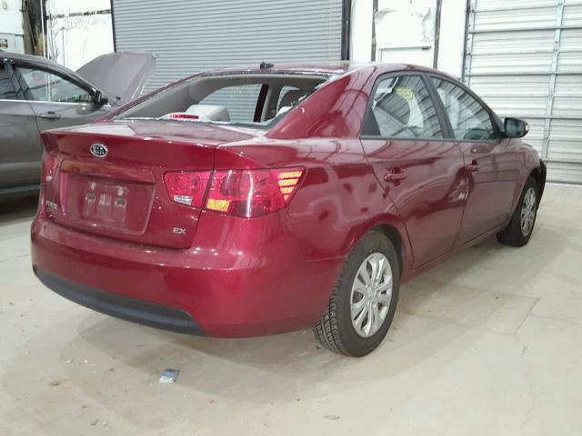 KNAFU4A24A5127857 - 2010 KIA FORTE EX RED photo 4