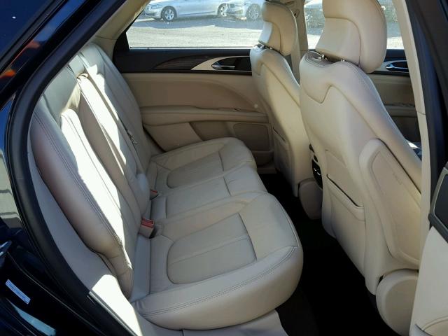 3LN6L5FC1HR631301 - 2017 LINCOLN MKZ RESERV BLUE photo 6