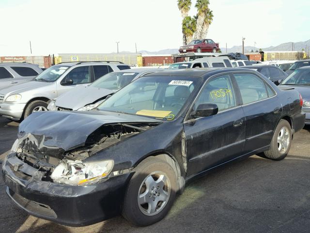 1HGCG1651YA006625 - 2000 HONDA ACCORD EX BLACK photo 2