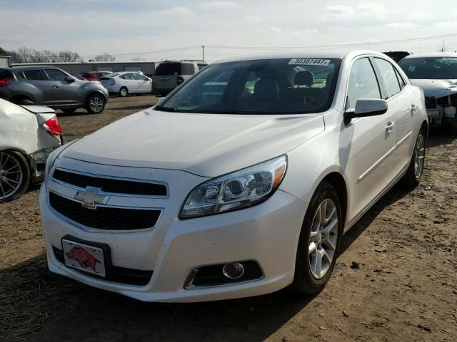 1G11F5SR3DF156539 - 2013 CHEVROLET MALIBU 2LT CREAM photo 2