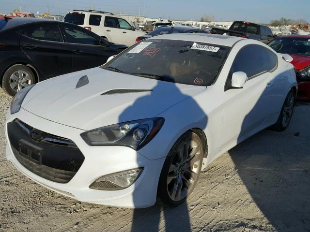 KMHHU6KJ6FU124562 - 2015 HYUNDAI GENESIS CO WHITE photo 2