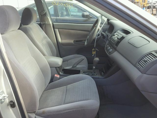 4T1BE32K26U150523 - 2006 TOYOTA CAMRY LE ვერცხლისფერი ფოტო 5