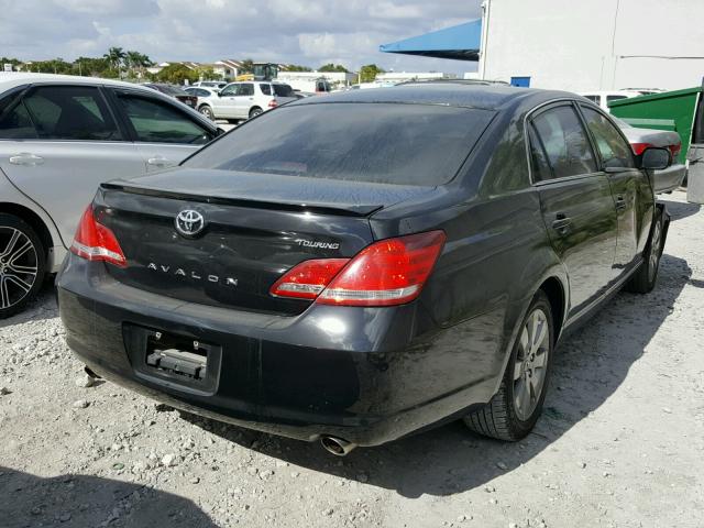 4T1BK36B97U210723 - 2007 TOYOTA AVALON XL BLACK photo 4