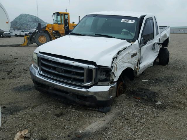 1FTSW31F32EA60078 - 2002 FORD F350 SRW S WHITE photo 2