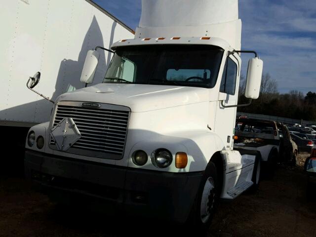 1FUBA8A852PJ99445 - 2002 FREIGHTLINER CONVENTION WHITE photo 2