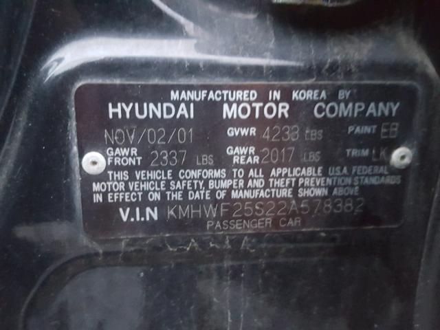 KMHWF25S22A578382 - 2002 HYUNDAI SONATA GL BLACK photo 10