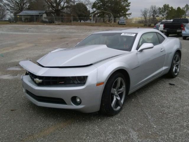 2G1FB1ED5B9141461 - 2011 CHEVROLET CAMARO LT SILVER photo 2