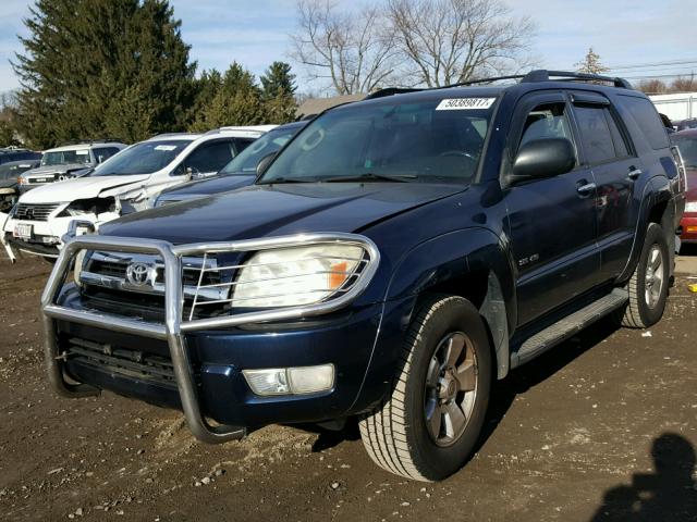 JTEBU14R058038991 - 2005 TOYOTA 4RUNNER SR BLUE photo 2