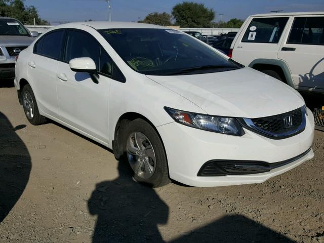 19XFB2F52FE120661 - 2015 HONDA CIVIC LX WHITE photo 1