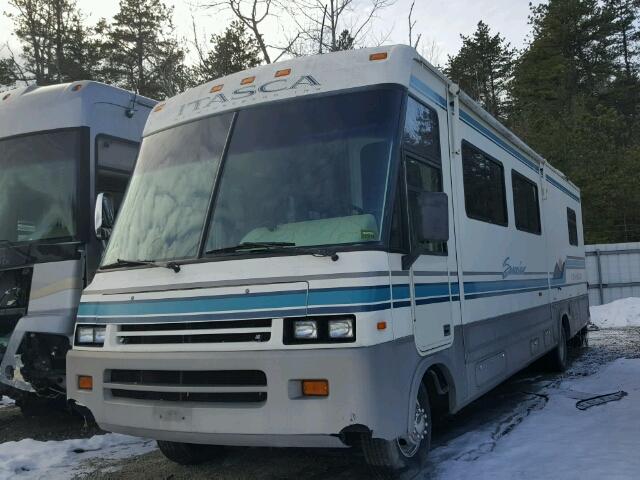 3FCMF53G1SJA06218 - 1995 WINNEBAGO SUNCRUISER WHITE photo 2