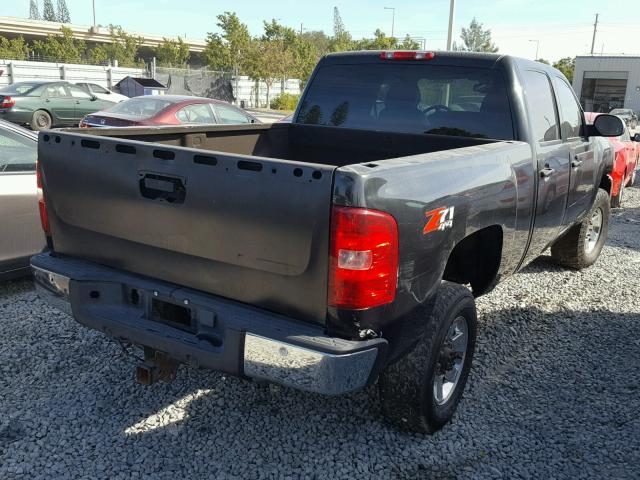 1GCHK63699F133074 - 2009 CHEVROLET SILVERADO BLACK photo 4