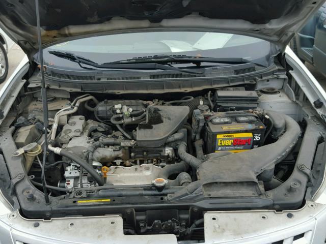 JN8AS58T79W051830 - 2009 NISSAN ROGUE S SILVER photo 7