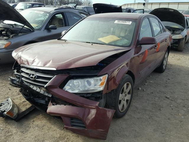 5NPET46C49H451843 - 2009 HYUNDAI SONATA GLS MAROON photo 2