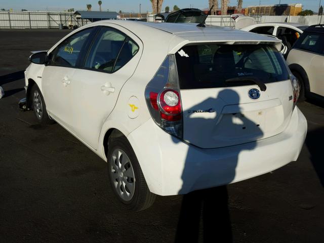 JTDKDTB35E1082931 - 2014 TOYOTA PRIUS C WHITE photo 3