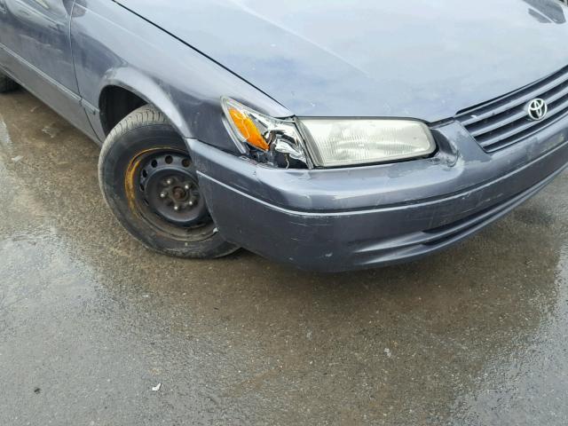 4T1BG22K7XU438155 - 1999 TOYOTA CAMRY CE GRAY photo 9