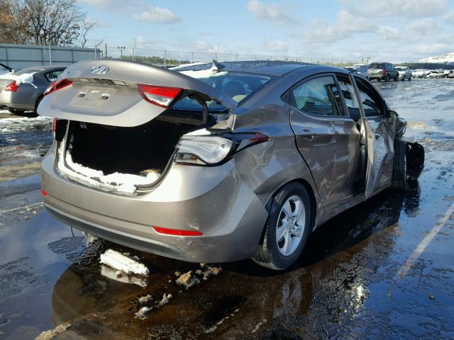 5NPDH4AE1EH532282 - 2014 HYUNDAI ELANTRA SE SILVER photo 4