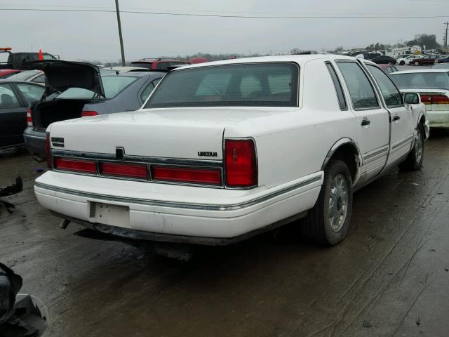 1LNLM82W8VY754642 - 1997 LINCOLN TOWN CAR S WHITE photo 4