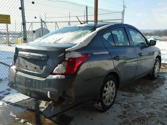 3N1CN7AP1GL836550 - 2016 NISSAN VERSA S GRAY photo 4