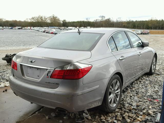 KMHGC46FX9U054819 - 2009 HYUNDAI GENESIS 4. SILVER photo 4