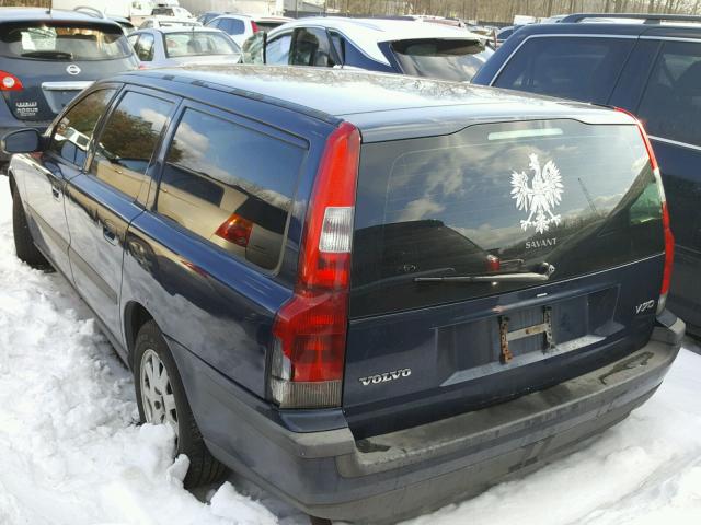 YV1SW61R821261441 - 2002 VOLVO V70 BLUE photo 3