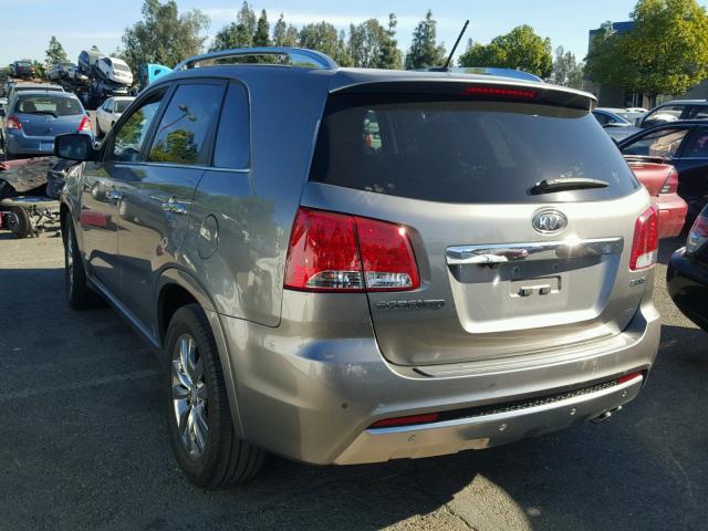 5XYKWDA22CG285460 - 2012 KIA SORENTO SX GRAY photo 3