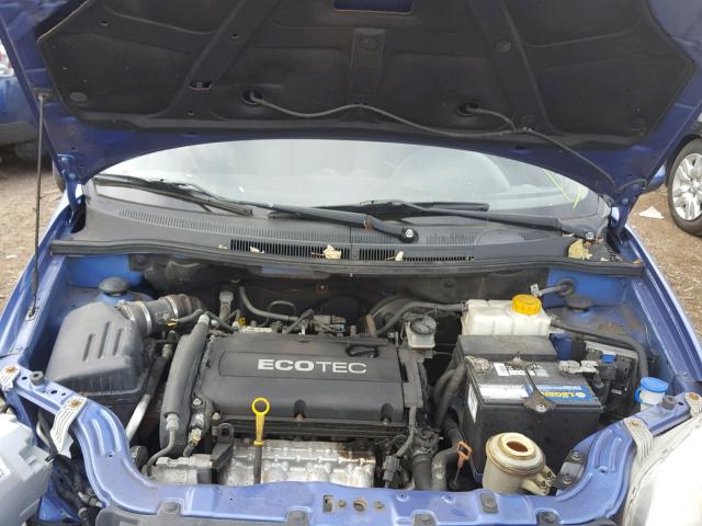 KL1TD56E69B628672 - 2009 CHEVROLET AVEO LS BLUE photo 7