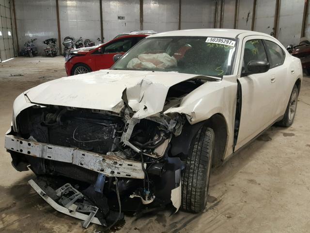 2B3AA4CV4AH182087 - 2010 DODGE CHARGER WHITE photo 2