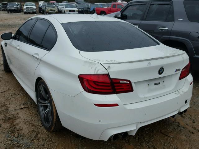 WBSFV9C51DC773614 - 2013 BMW M5 WHITE photo 3