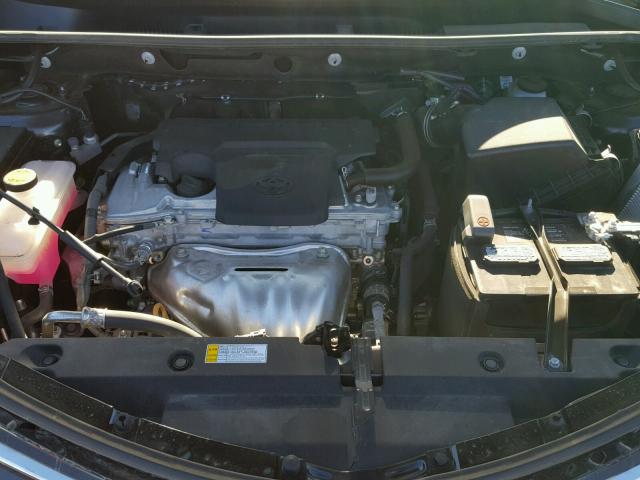 2T3ZFREV4HW361852 - 2017 TOYOTA RAV4 LE Մոխրագույն լուսանկար 7