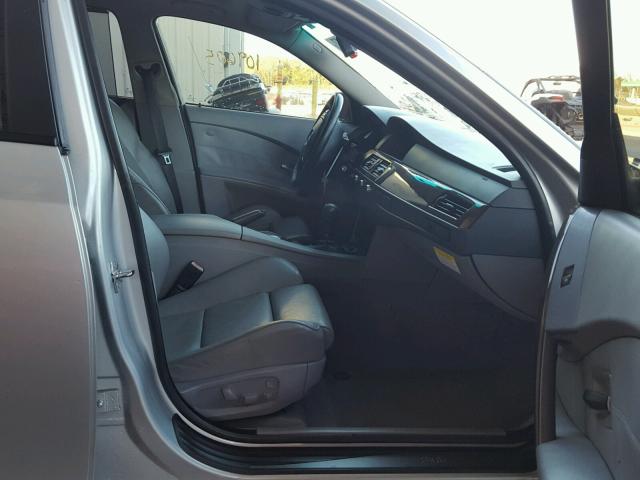 WBANB33545CN67291 - 2005 BMW 545 I SILVER photo 5