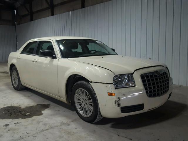 2C3KA43D29H617957 - 2009 CHRYSLER 300 LX CREAM photo 1