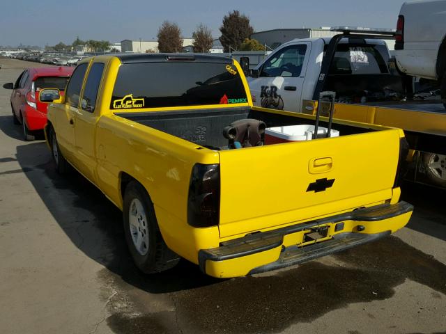 1GCEC19VX4Z261655 - 2004 CHEVROLET SILVERADO YELLOW photo 3