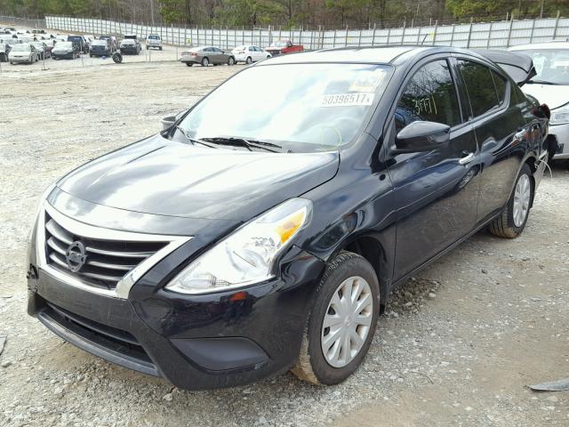 3N1CN7AP3GL806255 - 2016 NISSAN VERSA S BLACK photo 2