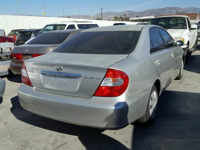 4T1BE32K63U211318 - 2003 TOYOTA CAMRY LE GRAY photo 4