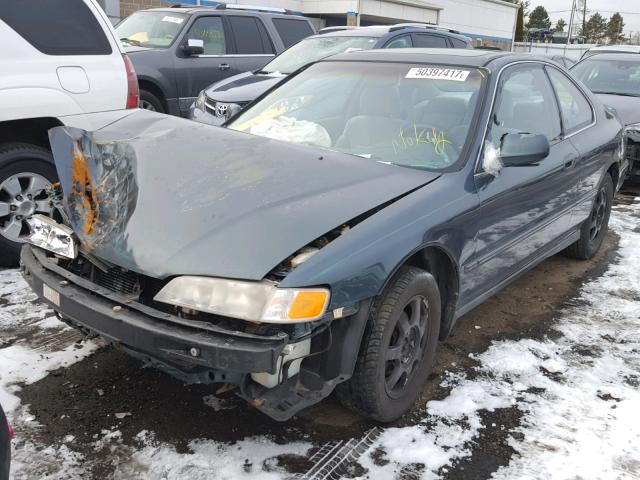 1HGCD7252TA018888 - 1996 HONDA ACCORD EX GREEN photo 2