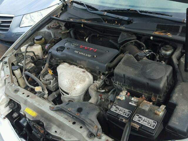 4T1BE32K82U073683 - 2002 TOYOTA CAMRY LE ვერცხლისფერი ფოტო 7