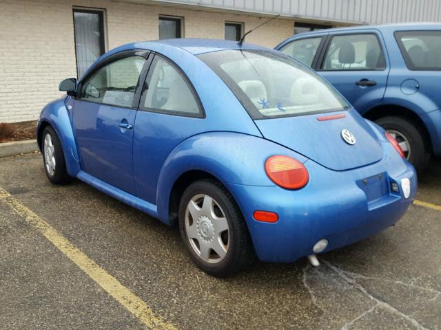 3VWCF21CXYM421956 - 2000 VOLKSWAGEN NEW BEETLE 蓝色 照片 3