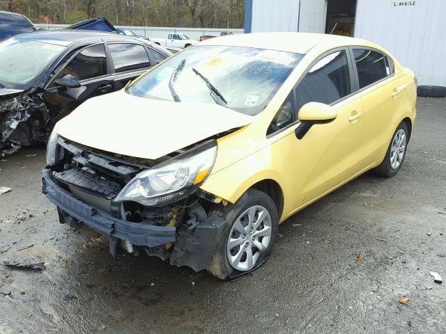 KNADM4A37G6596783 - 2016 KIA RIO LX YELLOW photo 2