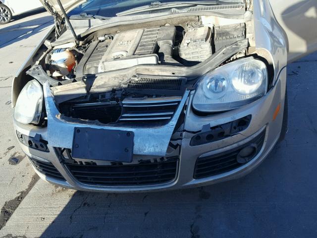 3VWKJ71KX6M779215 - 2006 VOLKSWAGEN JETTA 2.0T SILVER photo 7